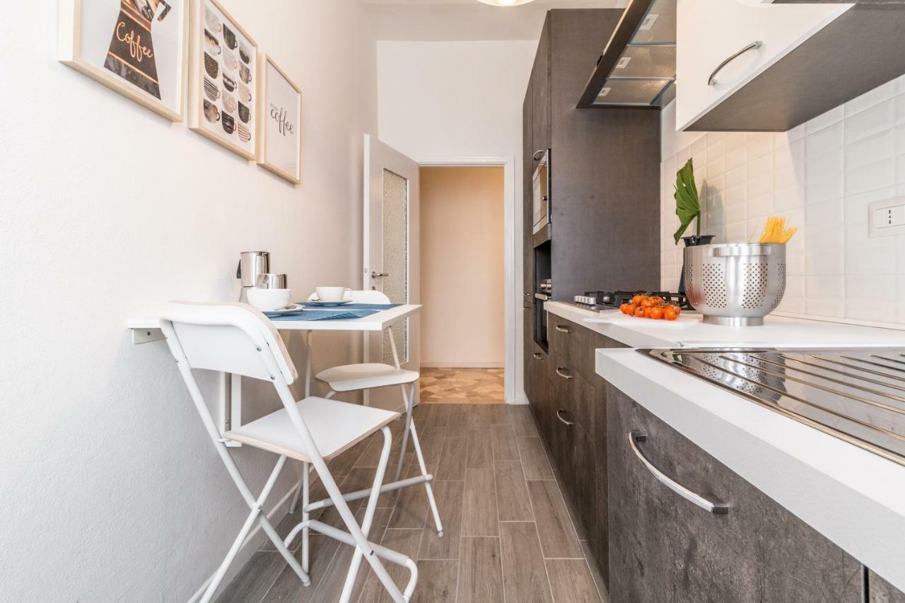 Joivy Modern 1-Bed Flat With Balcony In Portello Milano Esterno foto